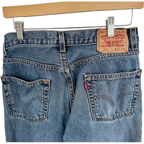 Levi’s 550 High RiseTapered Relaxed Fit Jeans Size 30/34 - Picture 4 of 11